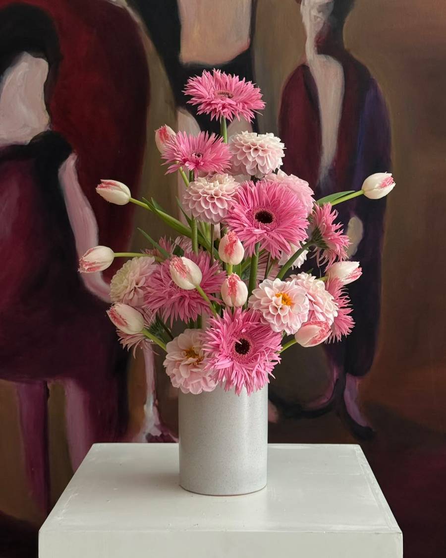 Arreglo rosa con tulipanes y gerberas